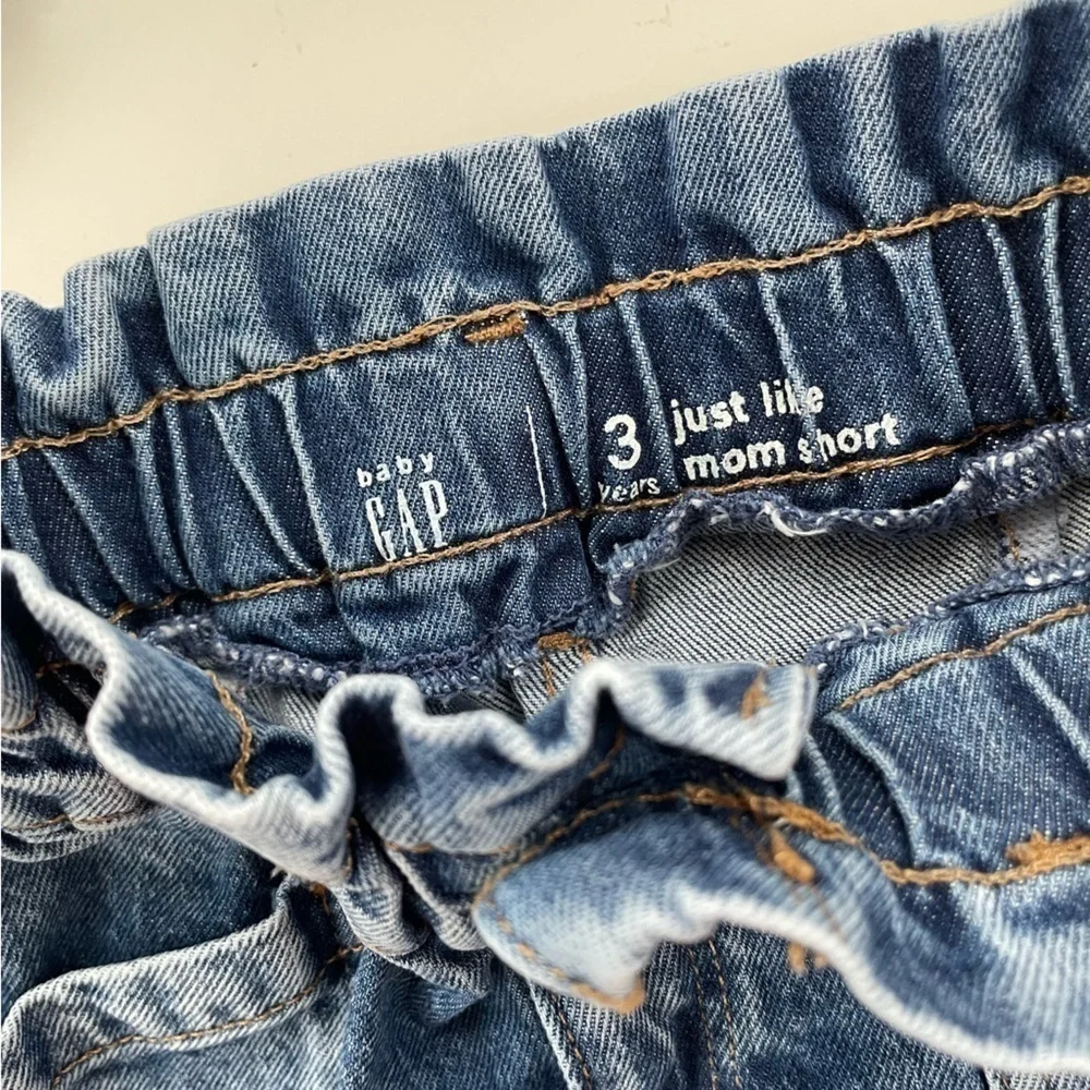 Baby GAP LOT OF 2 Denim Shorts, Ruffle Mom Distressed Stride Shorts Size 3 and 4